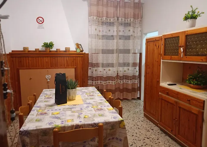 Casa Rosa Anna Daire